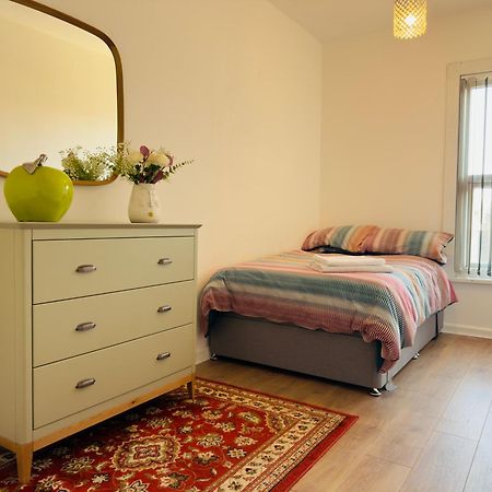 Lovely 2 Bed Apartment, Arnold Town Centre. Nottingham Kültér fotó