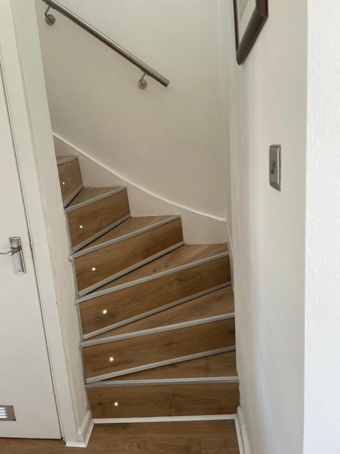 Lovely 2 Bed Apartment, Arnold Town Centre. Nottingham Kültér fotó